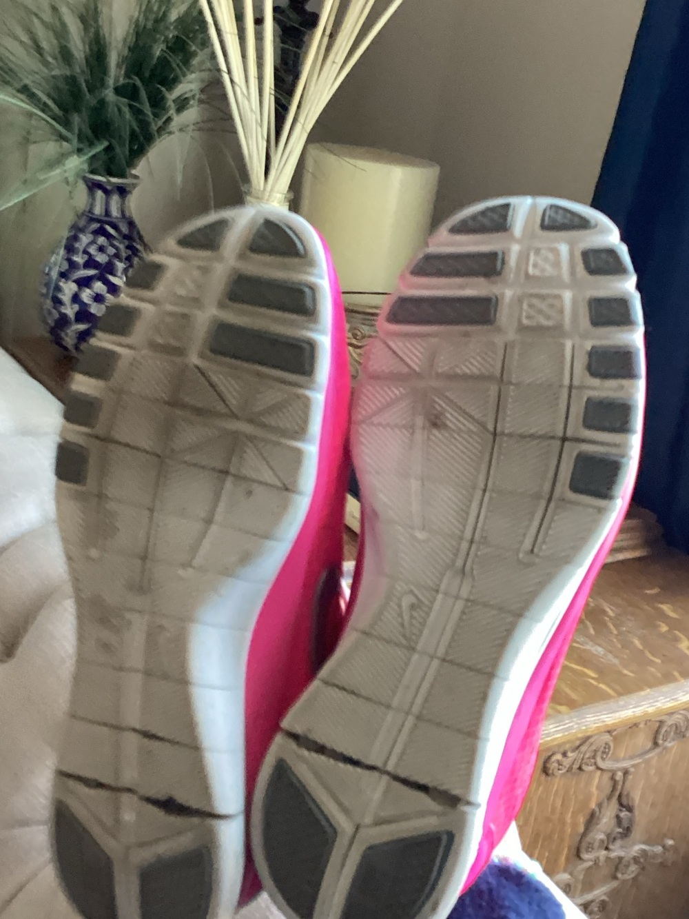 Nike Bright Pink Women’s Athletic Sneakers with Silver Swoosh - Picture 4 of 6